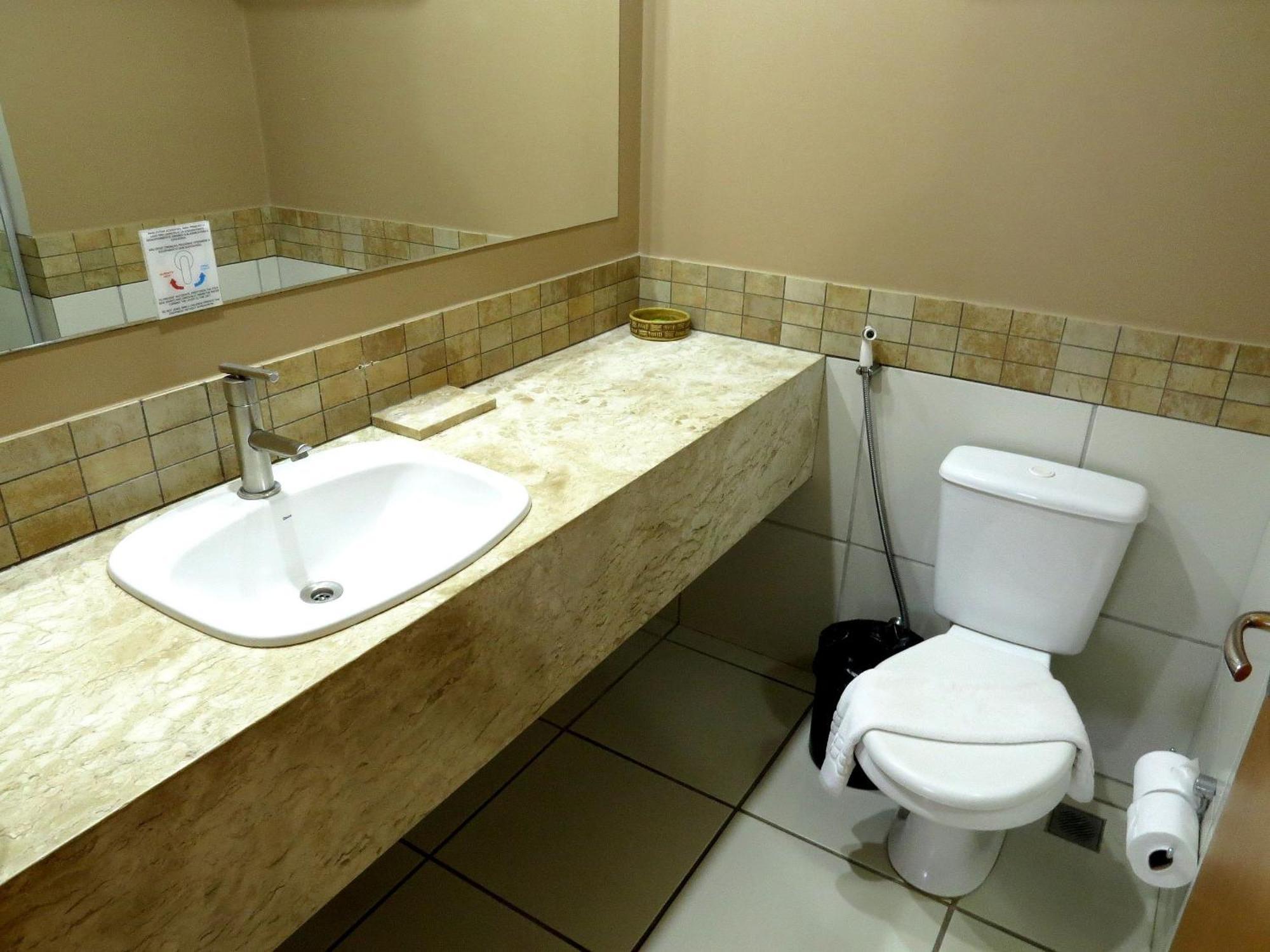 Le Jardin Suites Em Caldas Novas Luaran gambar